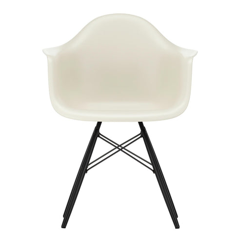 Cadeira de Braços Plástica Eames DAW / Base Ácer Preto